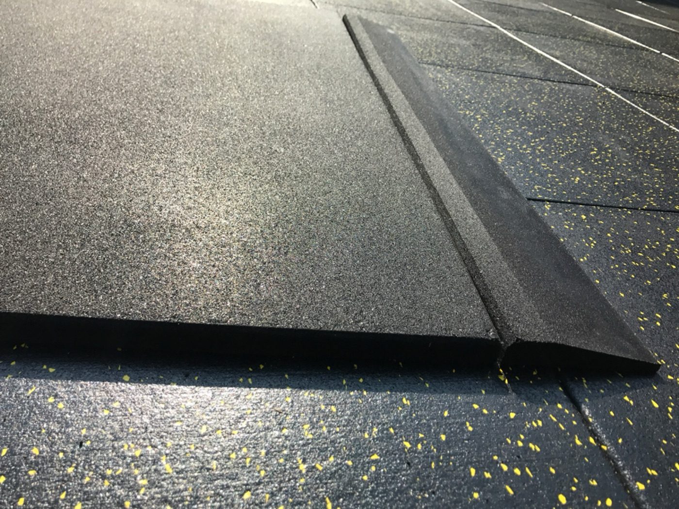 Black SBR Granules Rubber Side Strips detailed technical sheet 1